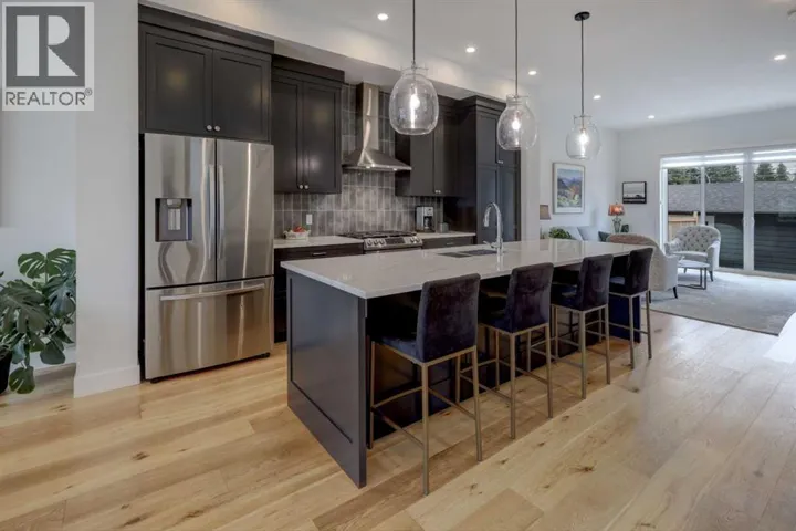 3337 41 Street SW, Calgary, Alberta T3E3L3