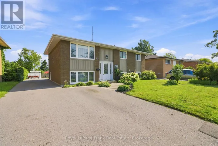 317 DWIGHT AVENUE, Oshawa (Lakeview), Ontario L1J1K8
