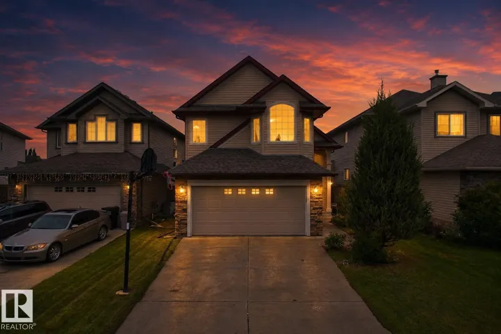 8315 SHASKE CR NW, Edmonton, Alberta T6R3V8