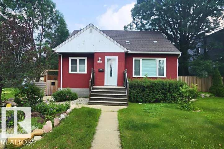 11011 135 ST NW, Edmonton, Alberta T5M1K4