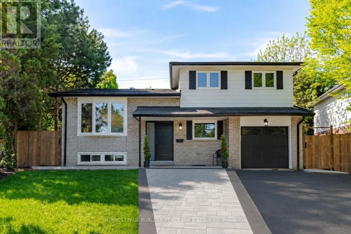 1379 CHRISTINA COURT, Burlington (Tyandaga), Ontario L7P2V8
