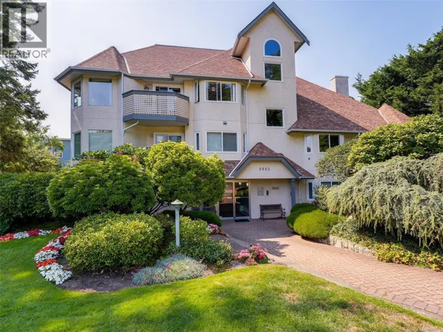 208 9882 Fifth St, Sidney, British Columbia V8L2X3