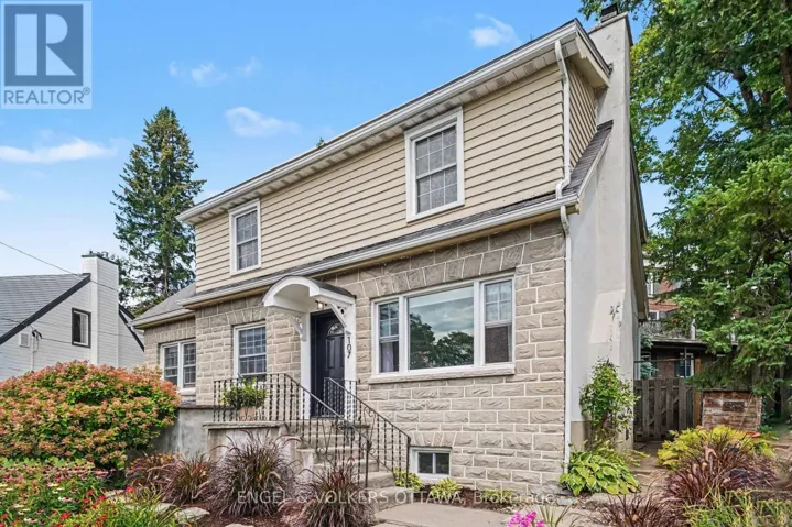 107 IVY CRESCENT, Ottawa, Ontario K1M1Y1