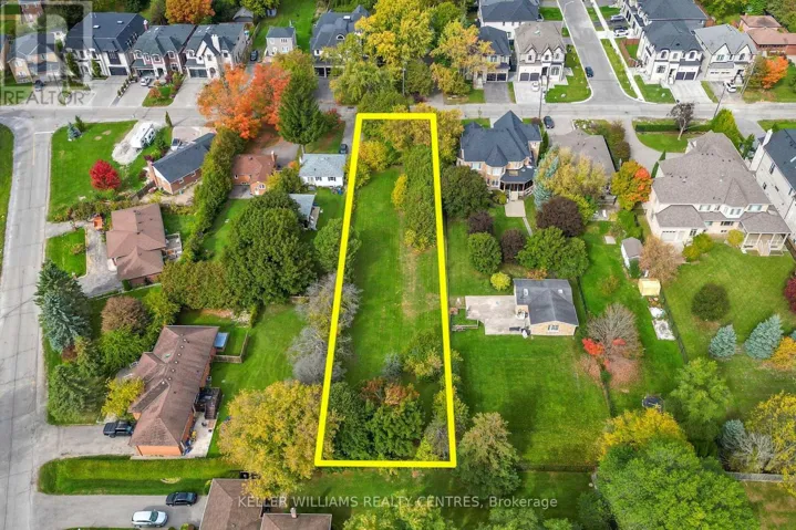 39 MAPLE GROVE AVENUE, Richmond Hill (Oak Ridges), Ontario L4E2V1