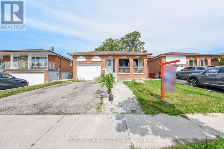 7624 MIDDLESHIRE DRIVE, Mississauga (Malton), Ontario L4T3S2