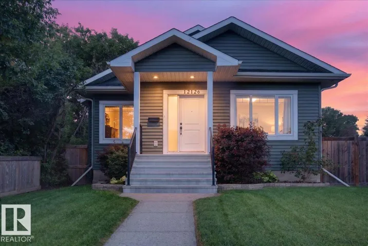 12126 47 ST NW NW, Edmonton, Alberta T5W2X5