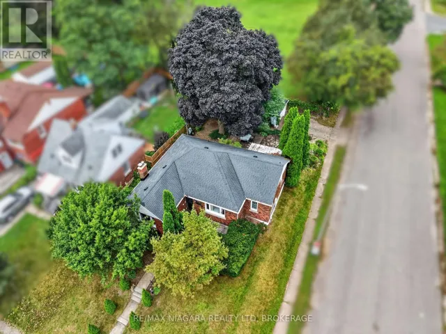 5735 HANAN AVENUE, Niagara Falls (Hospital), Ontario L2G4E8