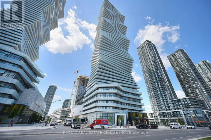 5707 - 3900 CONFEDERATION PKWY PARKWAY, Mississauga (City Centre), Ontario L5B0M3