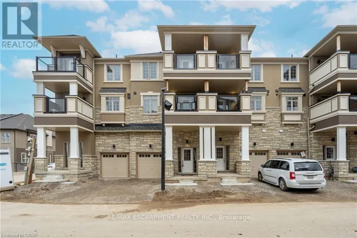 39 - 305 GARNER ROAD, Hamilton (Ancaster), Ontario L9G5E6