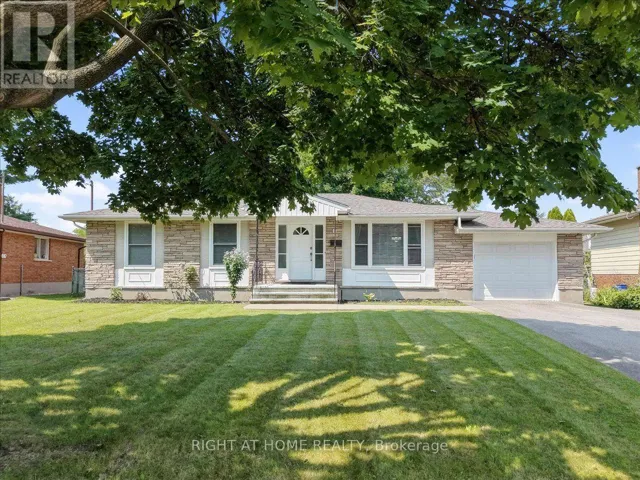 43 MONARCH PARK DRIVE, St. Catharines (Vine/Linwell), Ontario L2M3K8