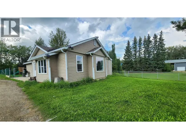 13287 Linklater Lane, Pouce Coupe, British Columbia V0C2C0