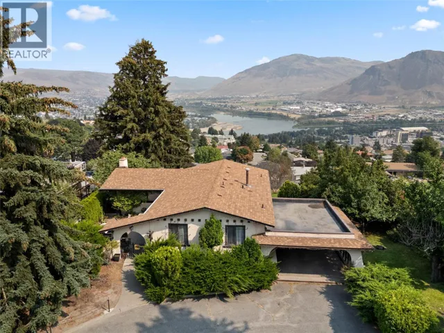296 Gibraltar Court, Kamloops, British Columbia V2C1P2