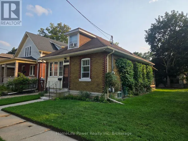 25 MENZIE AVENUE, Guelph (St. Patrick's Ward), Ontario N1E5X8