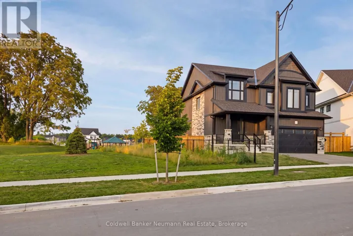 108 HAYLOCK AVENUE, Centre Wellington (Elora/Salem), Ontario N0B1S0