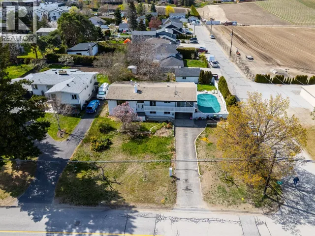 2618 Thacker Drive, West Kelowna, British Columbia V1Z1W3