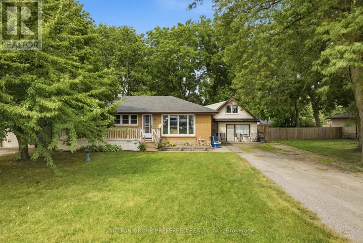 4268 HAMILTON ROAD, Thames Centre (Dorchester), Ontario N0L1G3