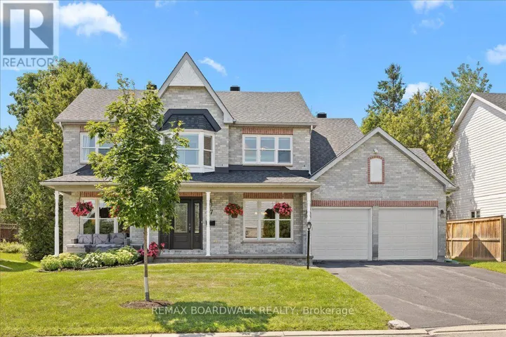 17 SHIPLEY CRESCENT, Ottawa, Ontario K2S1R2