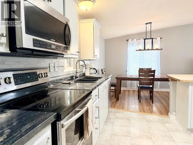411 3rd Avenue S, Creston, British Columbia V0B1G3