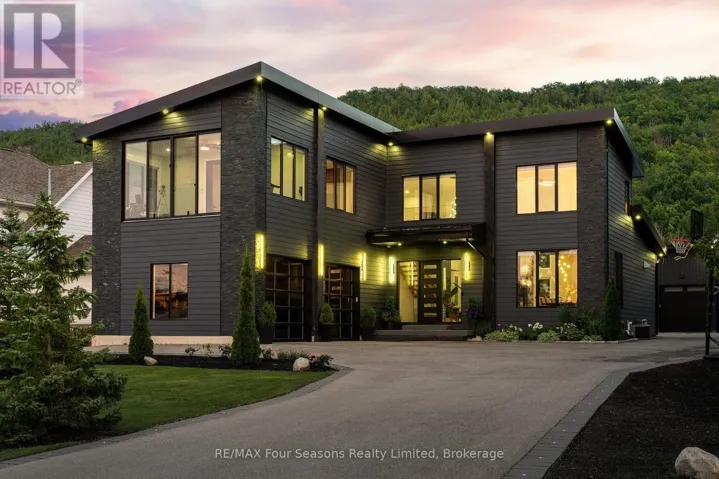 118 BARTON BOULEVARD, Blue Mountains, Ontario N0H1J0