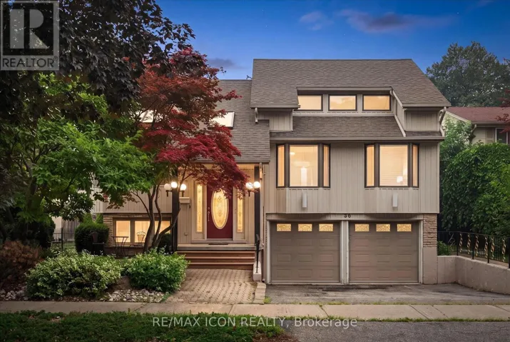 30 SHUH AVENUE, Kitchener, Ontario N2A2X9