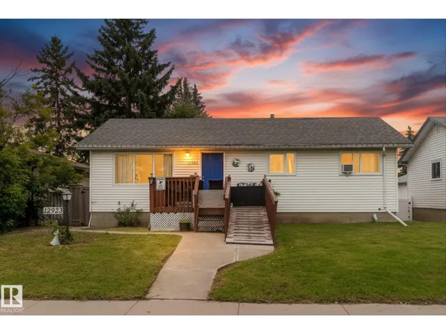 12923 137 AV NW, Edmonton, Alberta T5L4C3