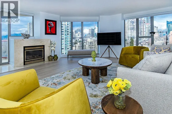 1305 1000 BEACH AVENUE, Vancouver, British Columbia V6E4M2
