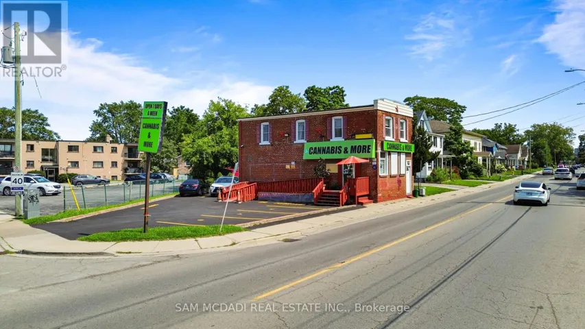 230 ONTARIO STREET, St. Catharines (Downtown), Ontario L2R5L1