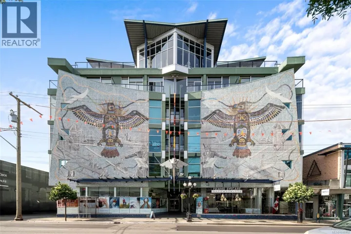 303 1061 Fort St, Victoria, British Columbia V8V3K5