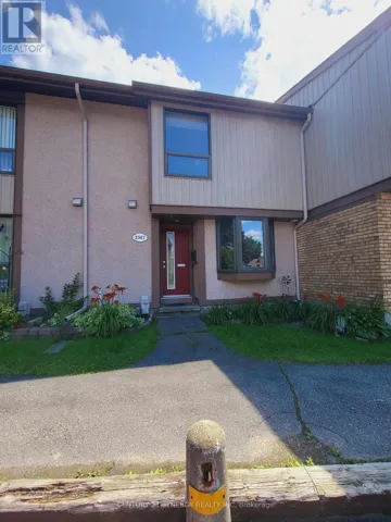 2307 STONEHENGE CRESCENT, Ottawa, Ontario K1B4N7