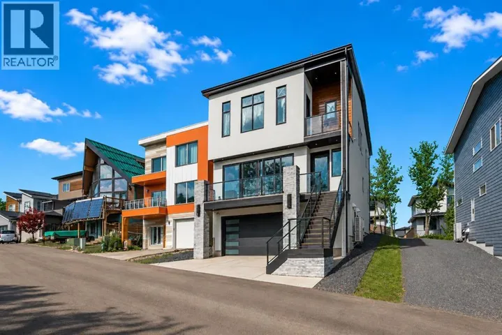 49 Rockhaven Green NW, Calgary, Alberta T3G5H3