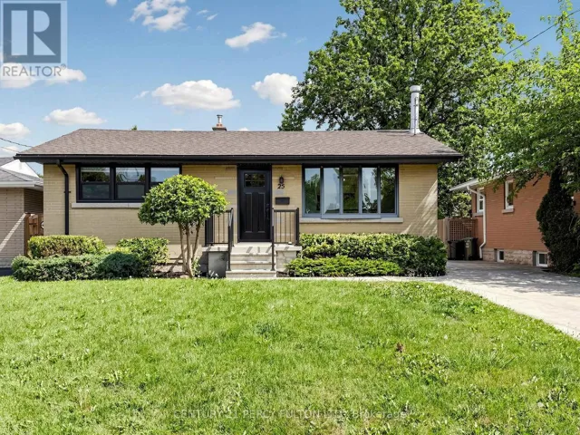 25 KENWOOD CRESCENT, Hamilton (Huntington), Ontario L8T1W3