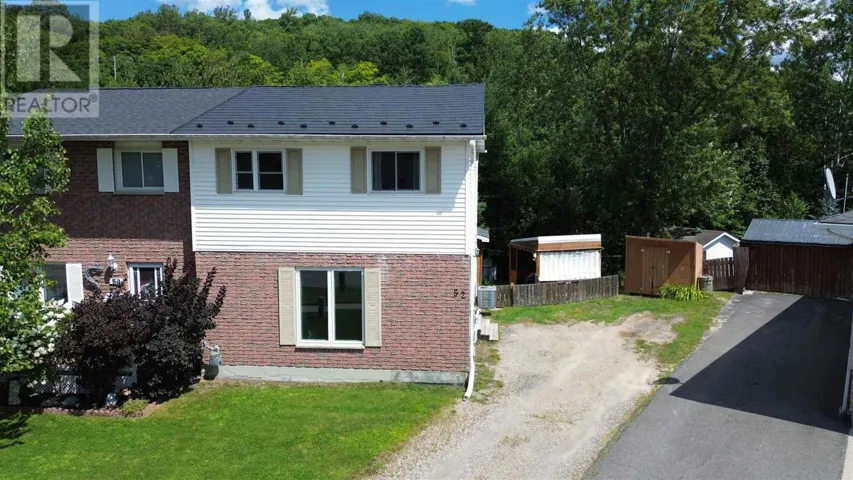 52 Lachance PL, Elliot Lake, Ontario P5A3B8