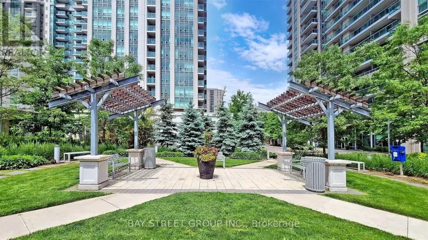1612 - 17 ANNDALE DRIVE, Toronto (Willowdale East), Ontario M2N2W7
