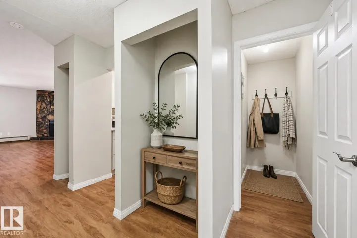 #107 10138 116 ST NW, Edmonton, Alberta T5K1V8