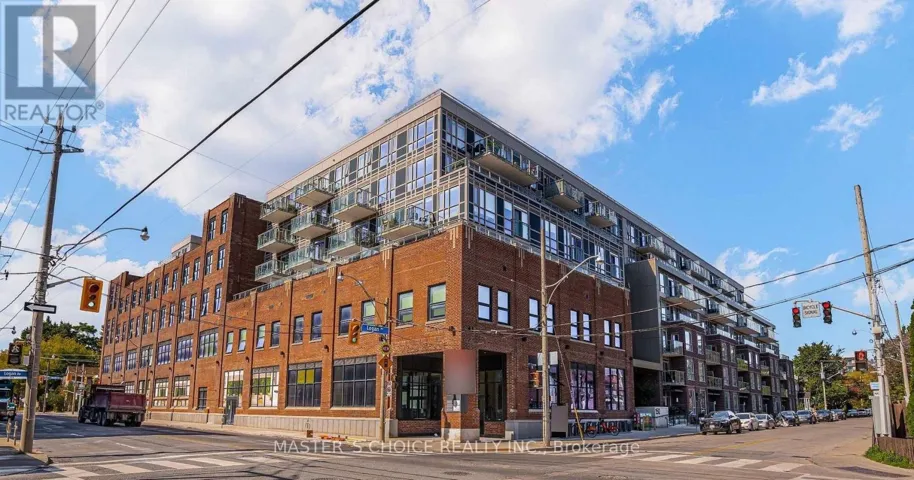 323 - 150 LOGAN AVENUE, Toronto (South Riverdale), Ontario M4M0E4