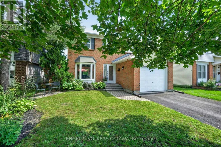 1069 ST GERMAIN CRESCENT, Ottawa, Ontario K1C2L7