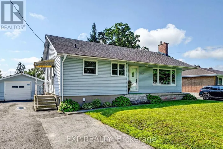 1304 LEONARD AVENUE, Cornwall, Ontario K6J1M6