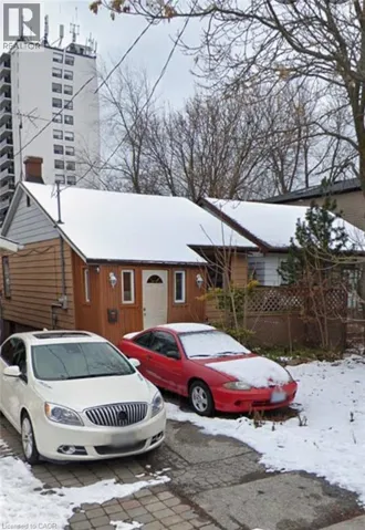 25 BEACHDALE Avenue, Toronto, Ontario M1N1V7