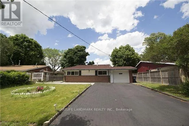 24 HIGHBROOK DRIVE, Toronto (Bendale), Ontario M1P3L3