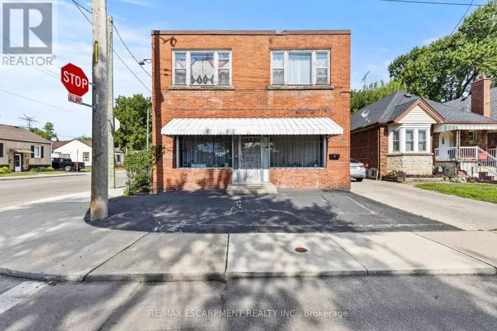125 TOLTON AVENUE, Hamilton (Normanhurst), Ontario L8H5N9