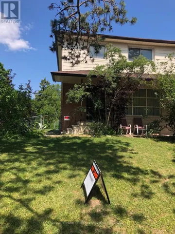 211 PINEWAY BOULEVARD, Toronto (Bayview Woods-Steeles), Ontario M2H1B4