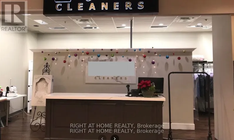 10860 YONGE STREET, Richmond Hill (Westbrook), Ontario L4C3E4