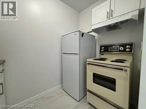 757 BARTON Street E Unit# 2, Hamilton, Ontario L8L3A9