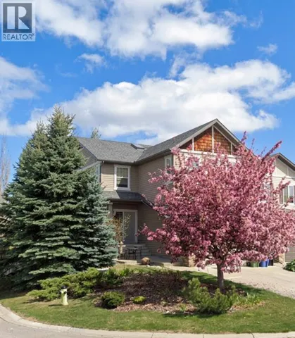 204 Eversyde Mews SW, Calgary, Alberta T2Y5A4