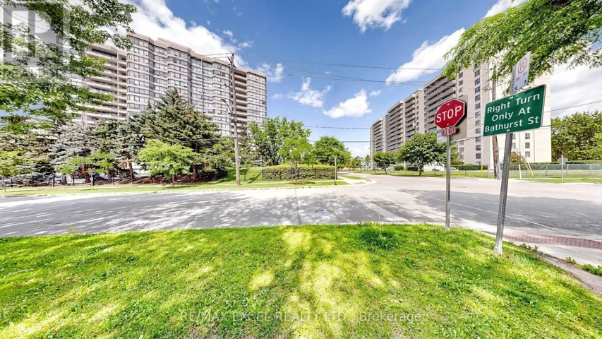 PH103 - 1101 STEELES AVENUE W, Toronto (Westminster-Branson), Ontario M2R3W5