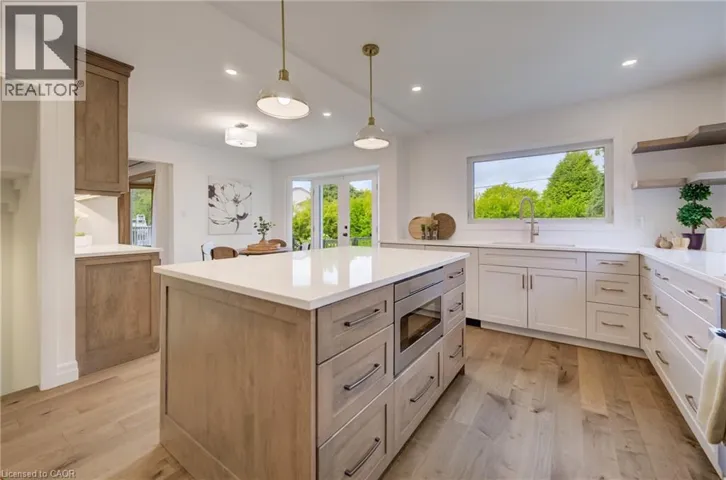 83 ROSSLINN Road, Cambridge, Ontario N1S3K3