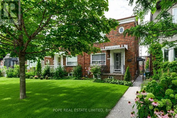 210 DONLANDS AVENUE, Toronto (Danforth), Ontario M4J3R1