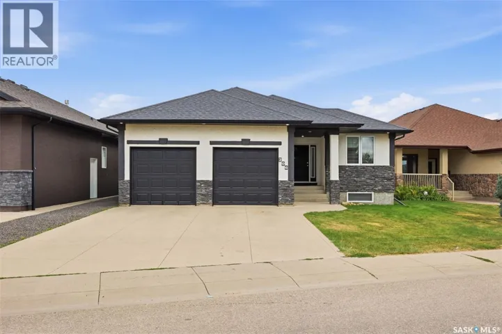 206 Muzyka ROAD, Saskatoon, Saskatchewan S7W0G9