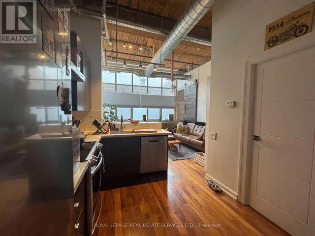 203 - 736 DUNDAS STREET E, Toronto (Regent Park), Ontario M5A2C5