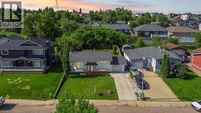 525 Beacon Hill Drive, Fort McMurray, Alberta T9H2R4